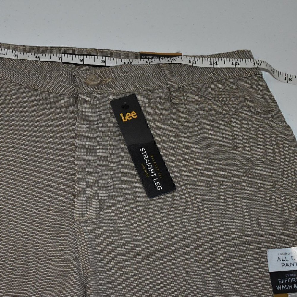 Lee Effortless Wash & Wear Straight Leg Relax Fit Mid Rise Size 10 Short - Picture 4 of 14